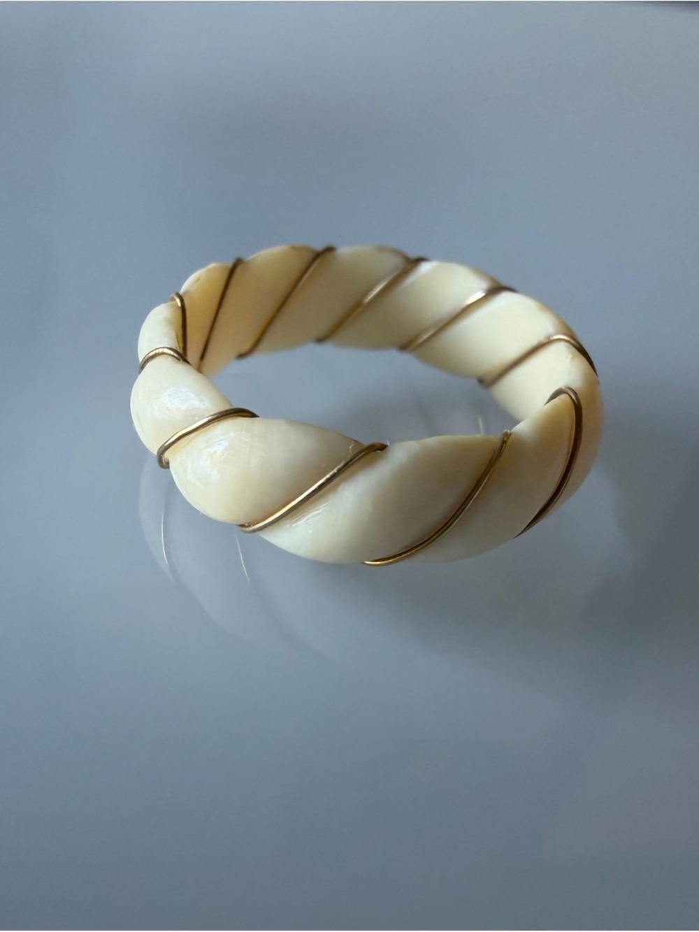 Lucite Resin and gold swirl ring